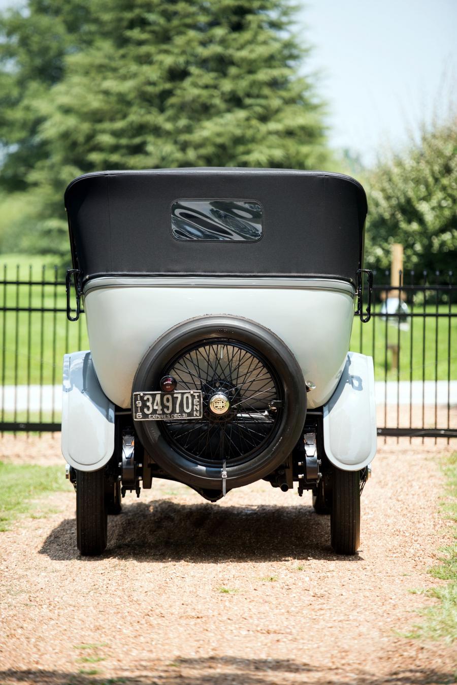  Winton Model 33 7-Passenger Touring (22A) 1916 года  (фото 4 из 10)